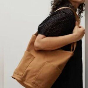 Everlane Canvas Lantern Bag